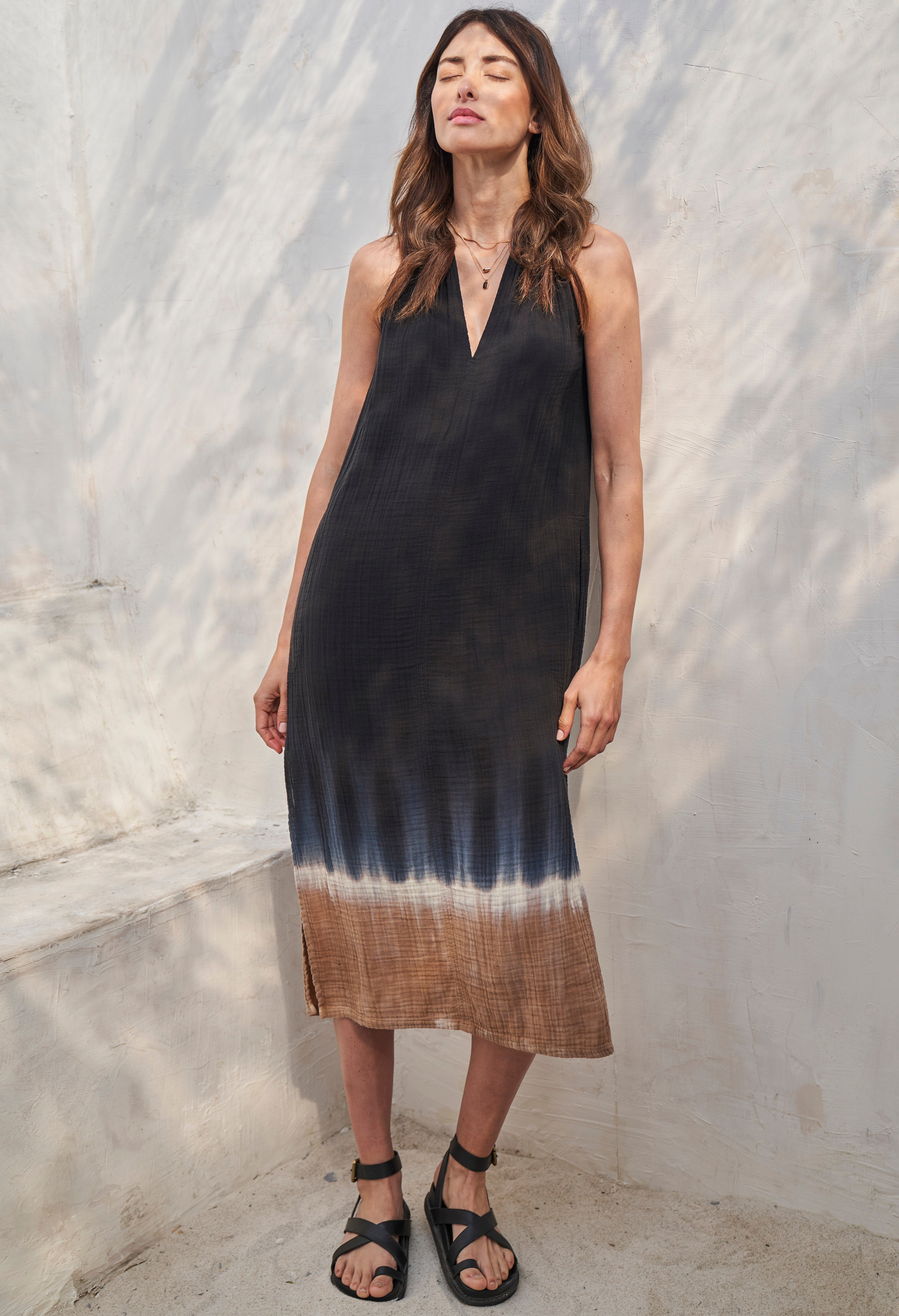 Sleeveless Black Sand Gauze Midi Dress with Pockets