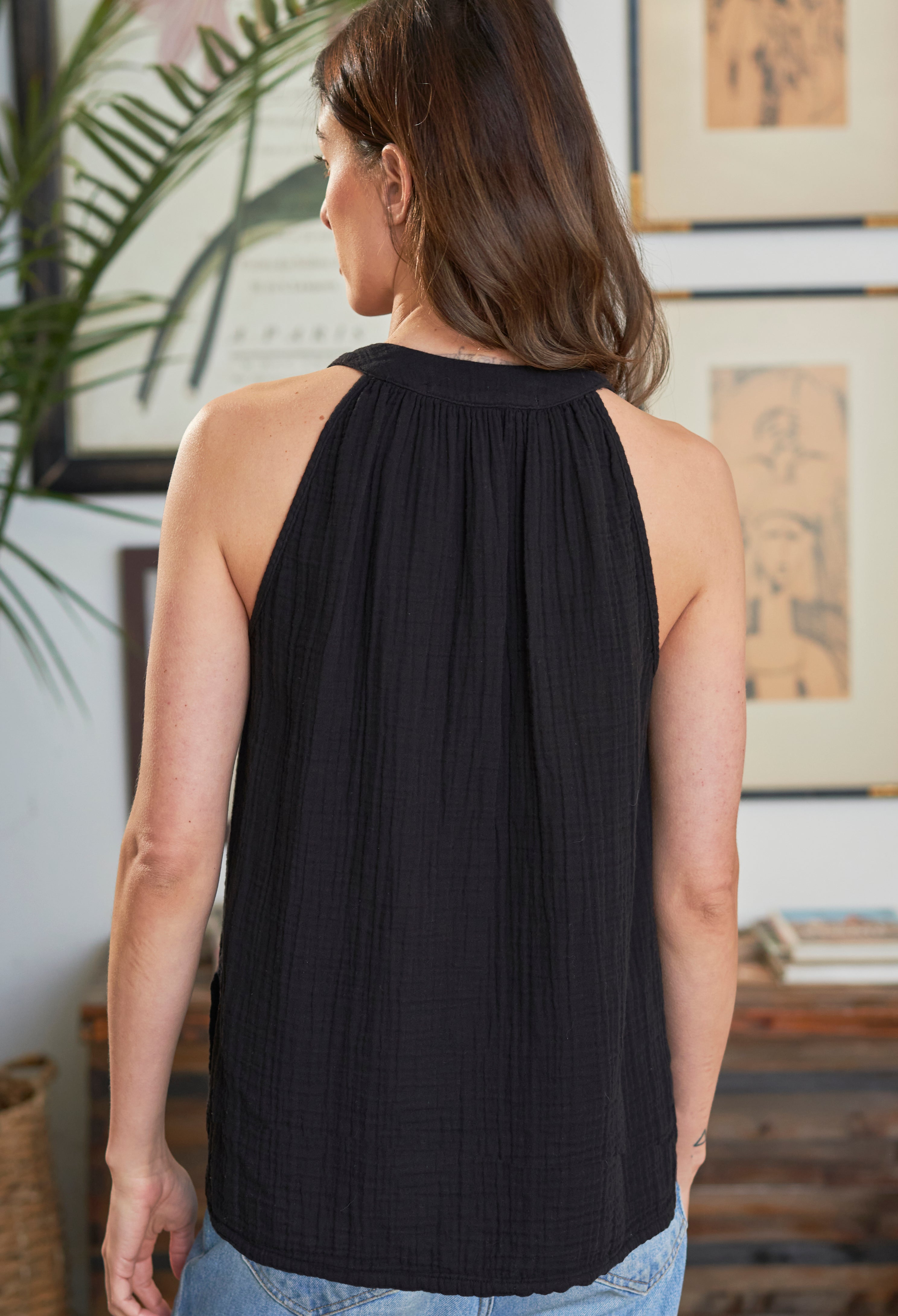 Black Sleeveless Gauze Top