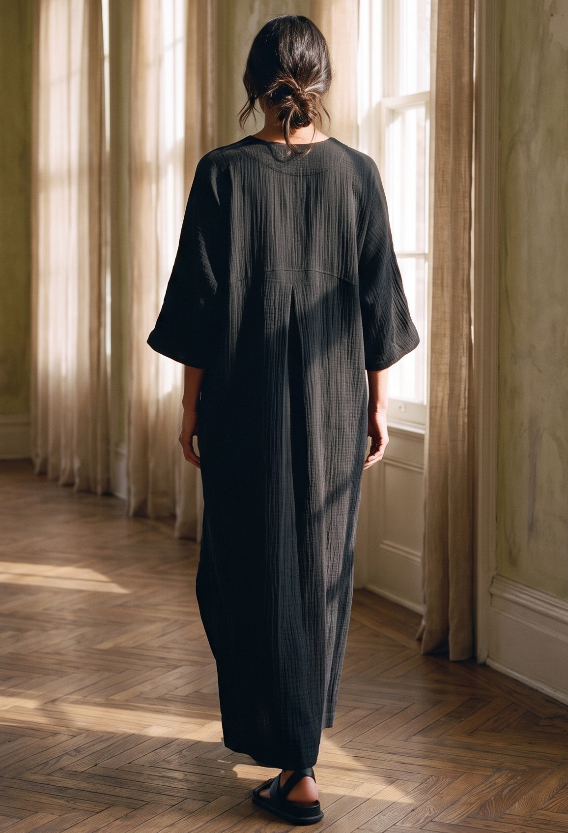 Black Cotton Gauze Arc Seam Caftan