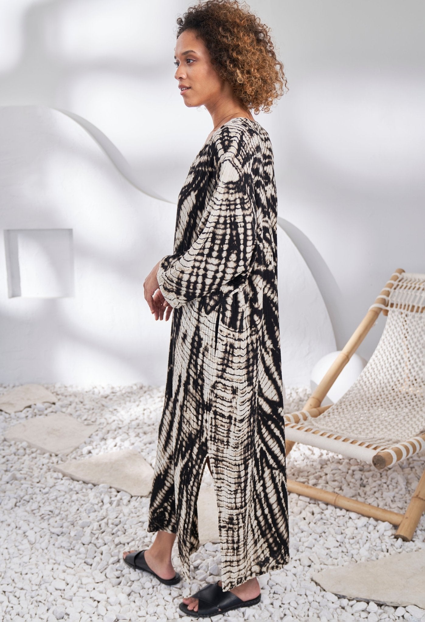 re:home - Nautilus Print Cotton Gauze Arc Seam Caftan - ocean+main