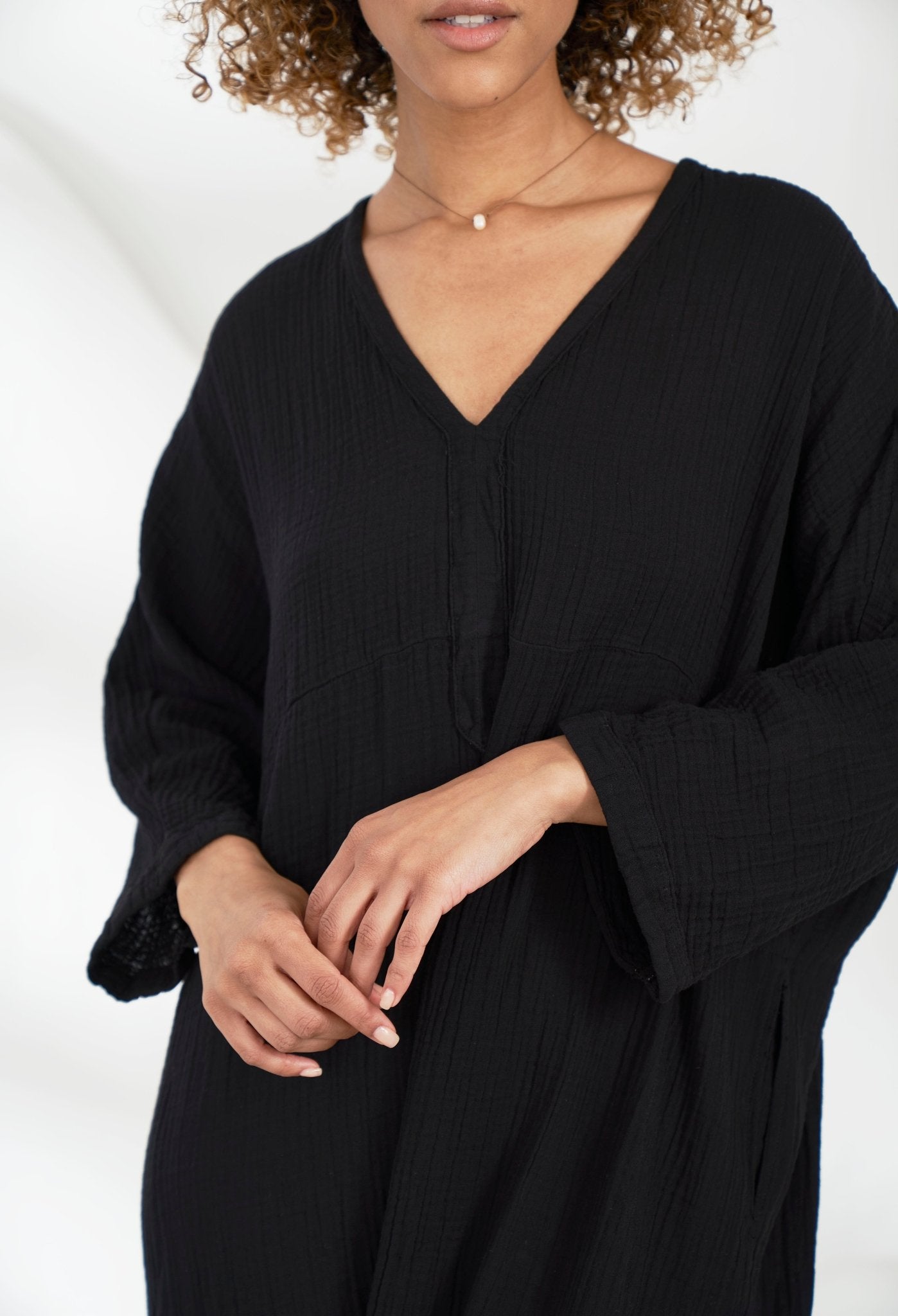 Black Cotton Gauze Arc Seam Caftan - ocean+main