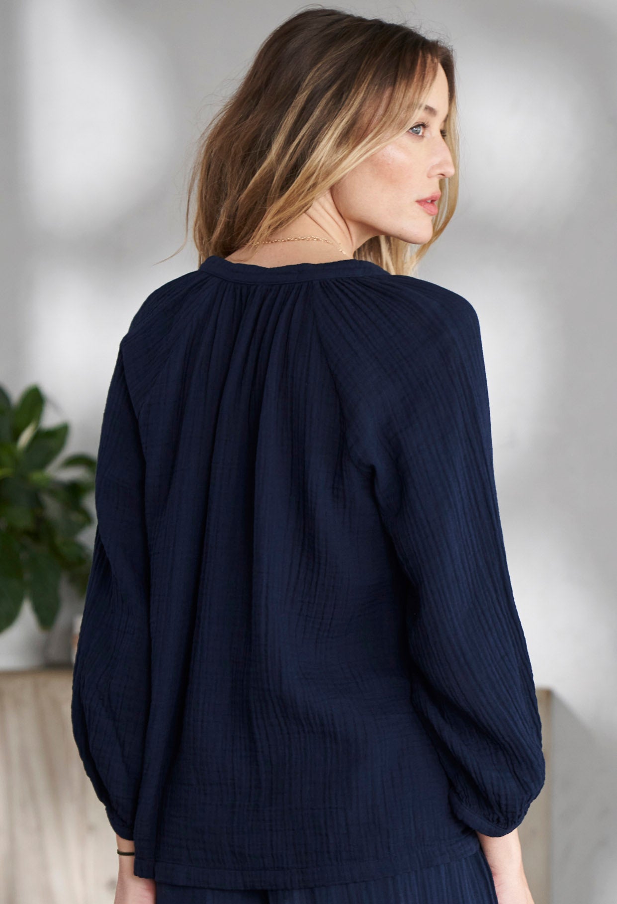 Navy Gauze Top - ocean+main