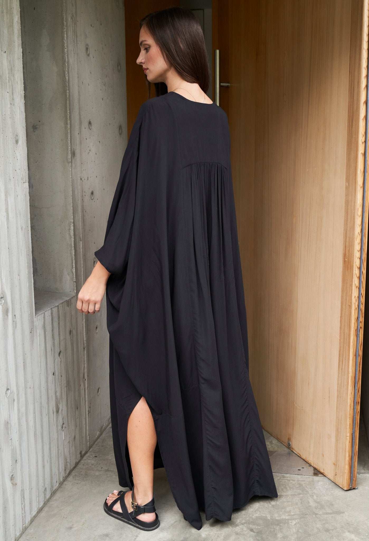 Black Laurel Bib Front Caftan - ocean+main