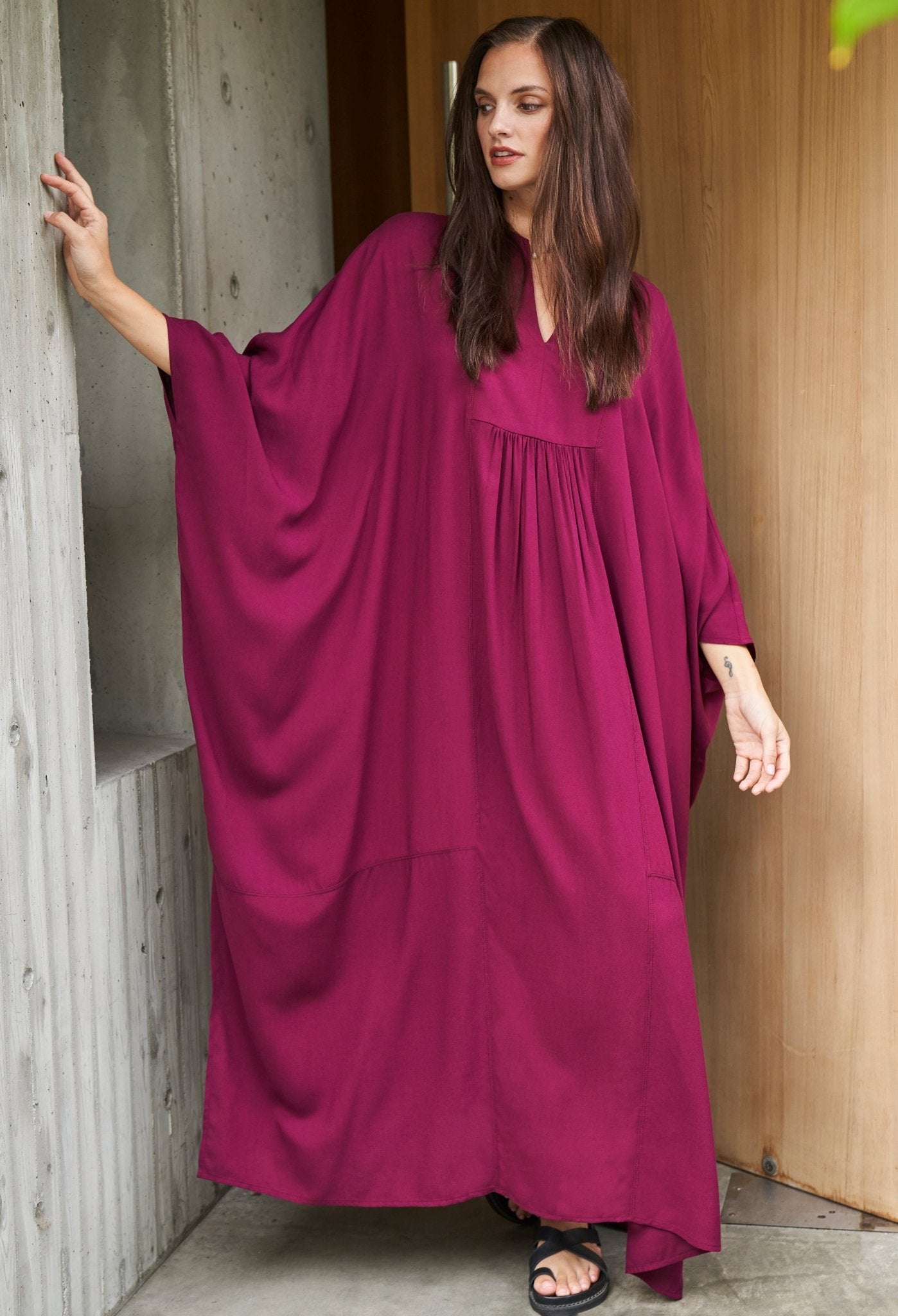 Burgundy Laurel Bib Front Caftan - ocean+main