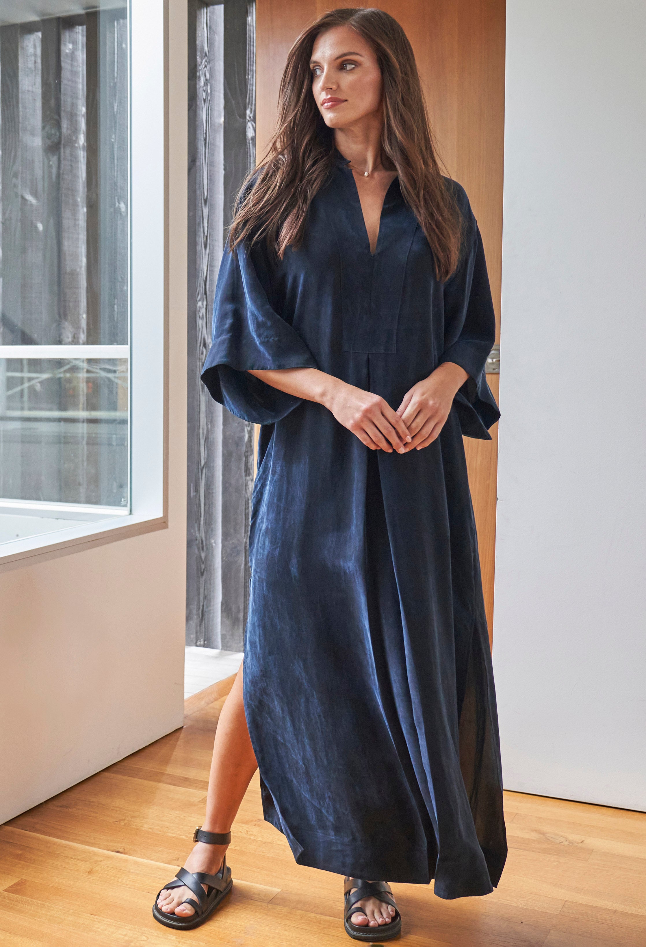 Navy Cupro Mandarin Kimono Sleeve Collar Caftan