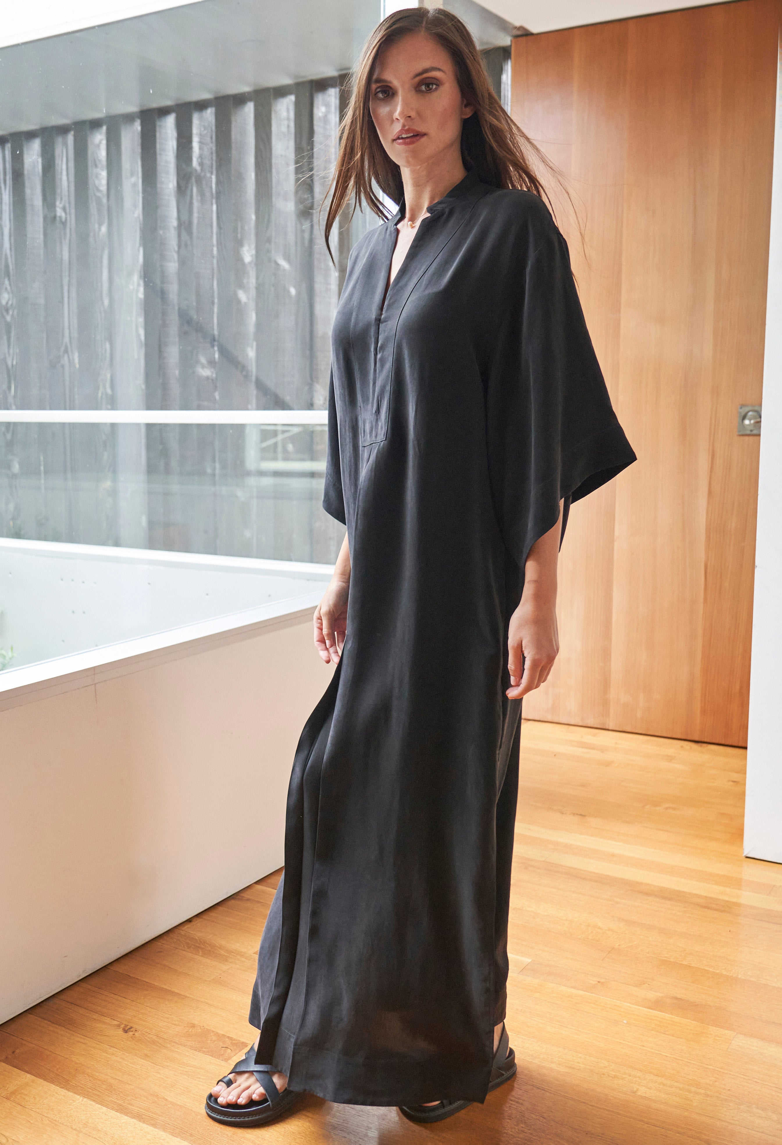 Black Cupro Mandarin Kimono Sleeve Collar Caftan