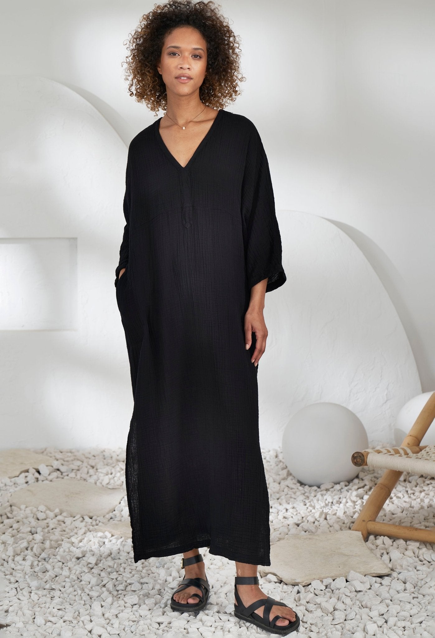 Black Cotton Gauze Arc Seam Caftan - ocean+main