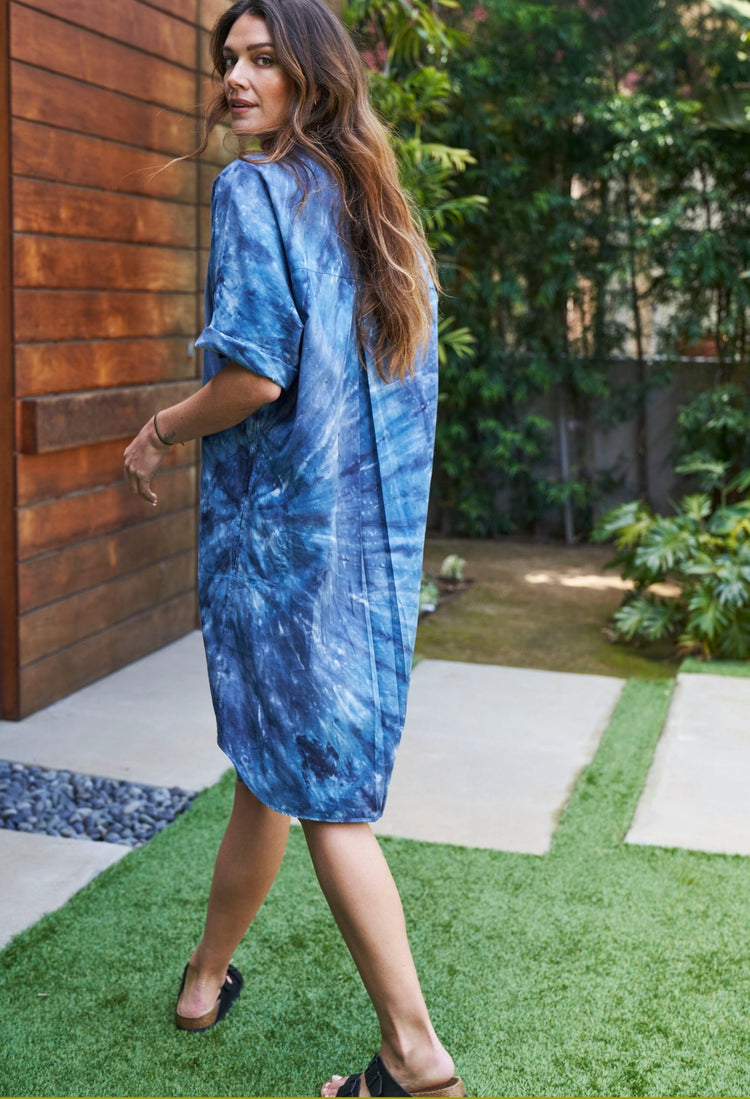 Short Navy Galaxy Print Cotton Easy Shirt Dress - ocean+main
